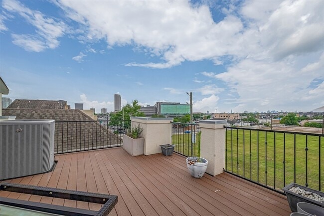 property at 1117 Wagner St