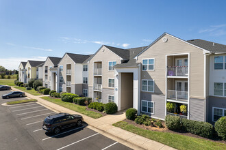 The Aspens Apartments in Bealeton, VA - Building Photo - Building Photo