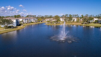 Grand Oaks At The Lake in Melbourne, FL - Building Photo - Building Photo