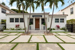 1544 Michigan Ave in Miami Beach, FL - Building Photo