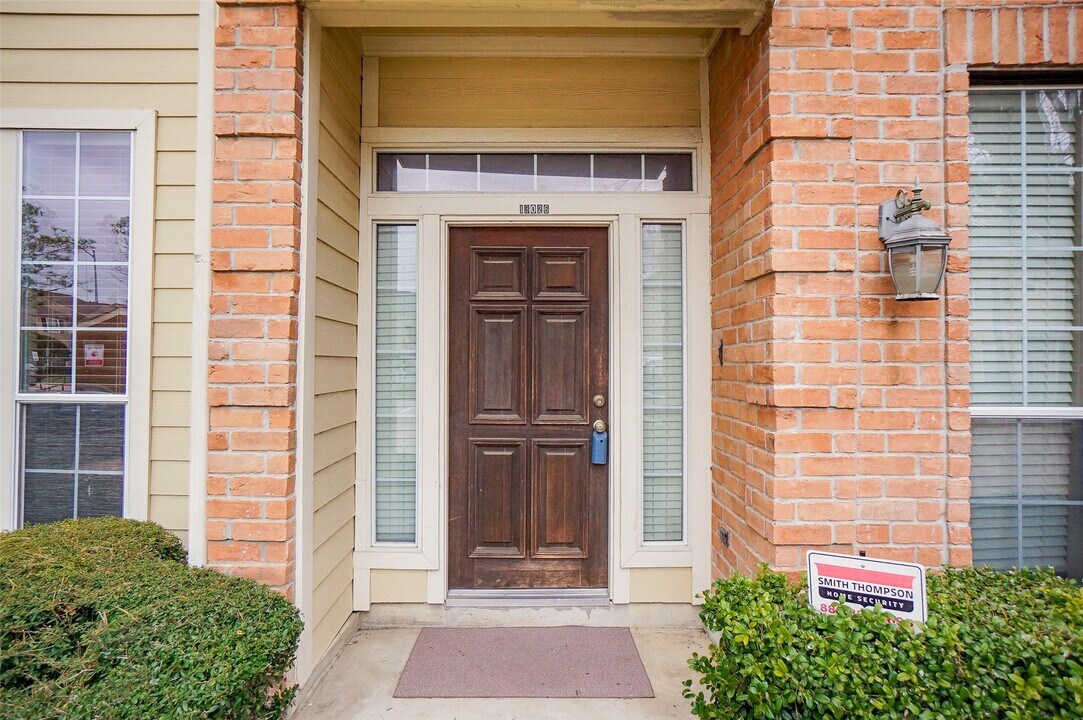13026 Gentryside Ct in Houston, TX - Foto de edificio