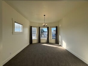 2729 California St in Eureka, CA - Building Photo - Building Photo