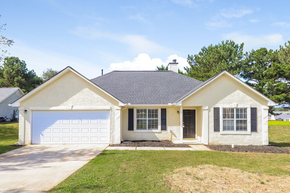 520 Bentley Way in Mcdonough, GA - Foto de edificio