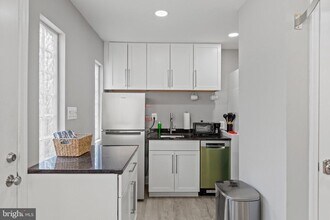 6245 Cracklingtown Rd in Hughesville, MD - Building Photo - Building Photo