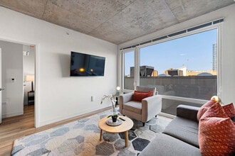 853 W Blackhawk St, Unit SI FL6-ID1466137P in Chicago, IL - Foto de edificio - Building Photo