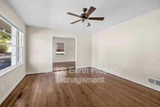 2224 3rd St NW in Center Point, AL - Building Photo - Building Photo