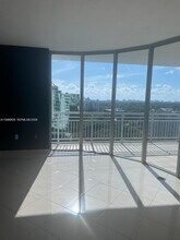 2021 SW 3rd Ave, Unit 1001 in Miami, FL - Foto de edificio - Building Photo