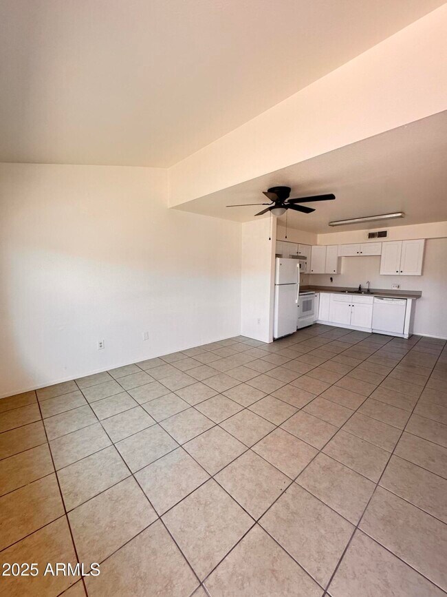 6165 E Glencove St in Mesa, AZ - Building Photo - Building Photo