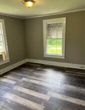 215 N 15th St in Griffin, GA - Building Photo - Building Photo