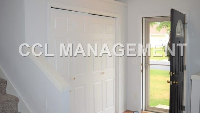 605 Ruxton Ridge Dr in Sun Prairie, WI - Building Photo - Building Photo