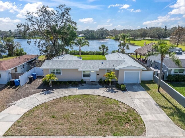 1230 75th Ave N in St. Petersburg, FL - Building Photo - Building Photo
