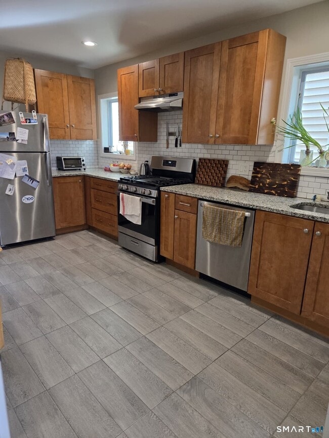 531 East St in New Haven, CT - Building Photo - Building Photo