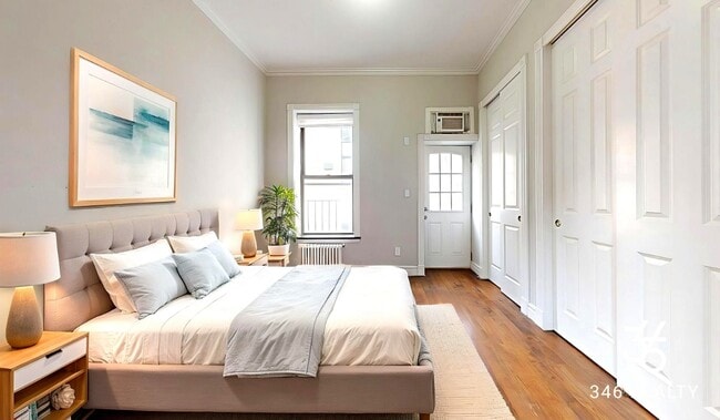 East 25th Street, Unit 12 in New York, NY - Building Photo - Building Photo