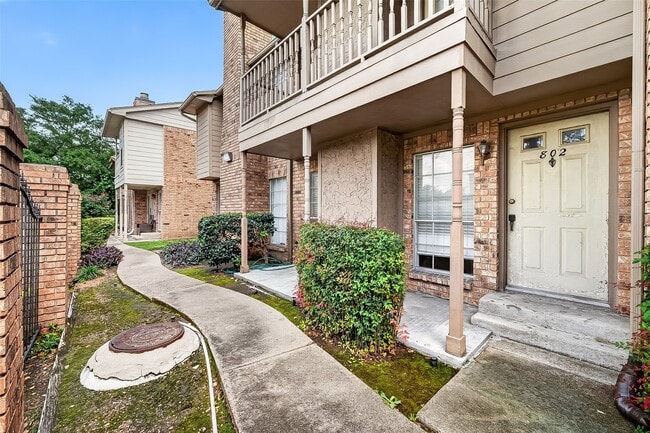 10615 Briar Forest Dr