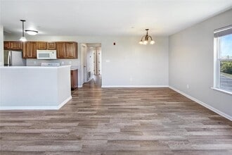 329 Stonewall Creek Dr in Dardenne Prairie, MO - Building Photo - Building Photo
