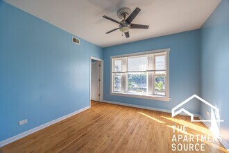 4058 W Congress Pkwy in Chicago, IL - Building Photo - Building Photo