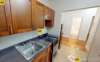 46 Lancaster Ter, Unit 107 in Brookline, MA - Building Photo - Building Photo