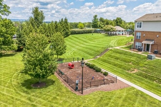 Squire Hill in Harrisonburg, VA - Building Photo - Building Photo