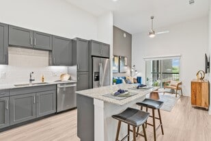 Alta Monarch Crossing in Denton, TX - Building Photo