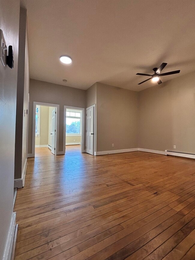 408 Central St in Franklin, NH - Building Photo - Building Photo