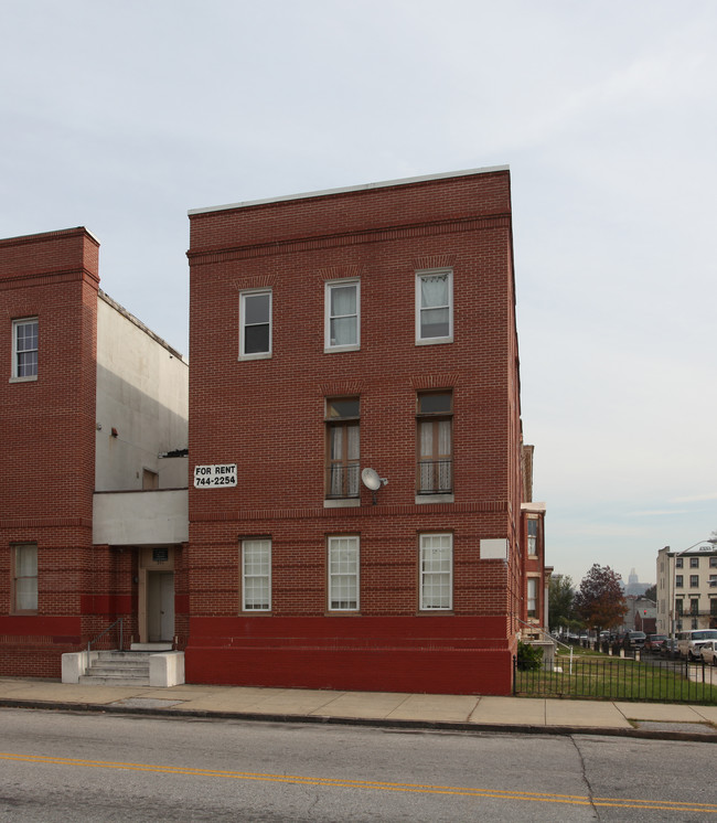 1524 W Lexington St in Baltimore, MD - Building Photo - Building Photo