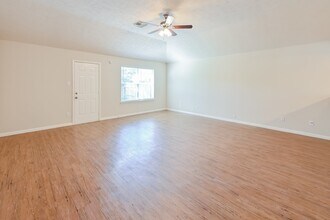 2506 Fox Water Dr in Spring, TX - Building Photo - Building Photo