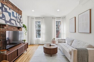 1569 Lexington Ave, Unit SI ID1473157P in New York, NY - Foto de edificio - Building Photo