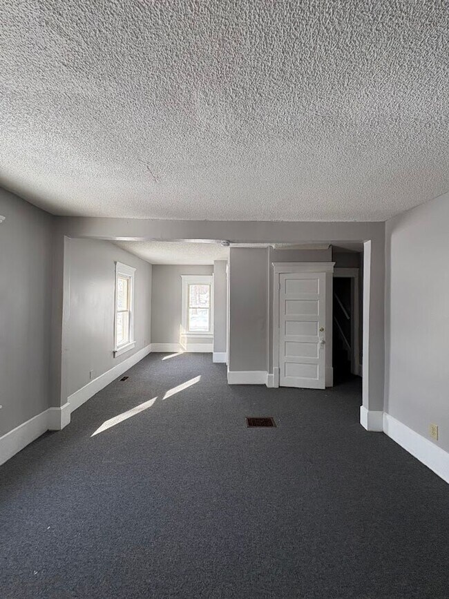 729 Mallison Ave in Akron, OH - Building Photo - Building Photo