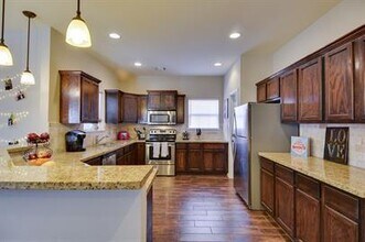 603 Highlands St in College Station, TX - Building Photo - Building Photo