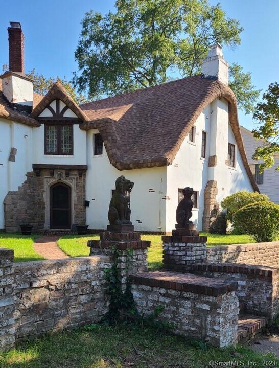 105 Alden Ave in New Haven, CT - Building Photo