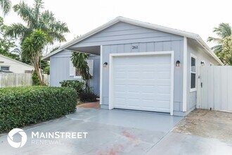 261 Martin Ave in Greenacres, FL - Building Photo - Building Photo