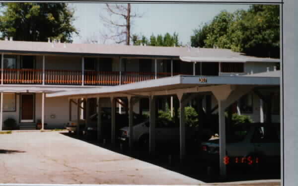 307-311 S E St in Santa Rosa, CA - Building Photo