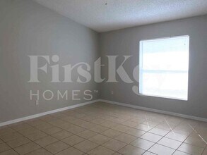 7575 Groveoak Dr in Orlando, FL - Building Photo - Building Photo