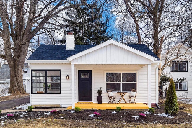 property at 960 College Ave