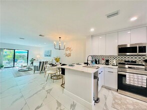 4225 N Hwy A1A in Fort Pierce, FL - Building Photo - Building Photo