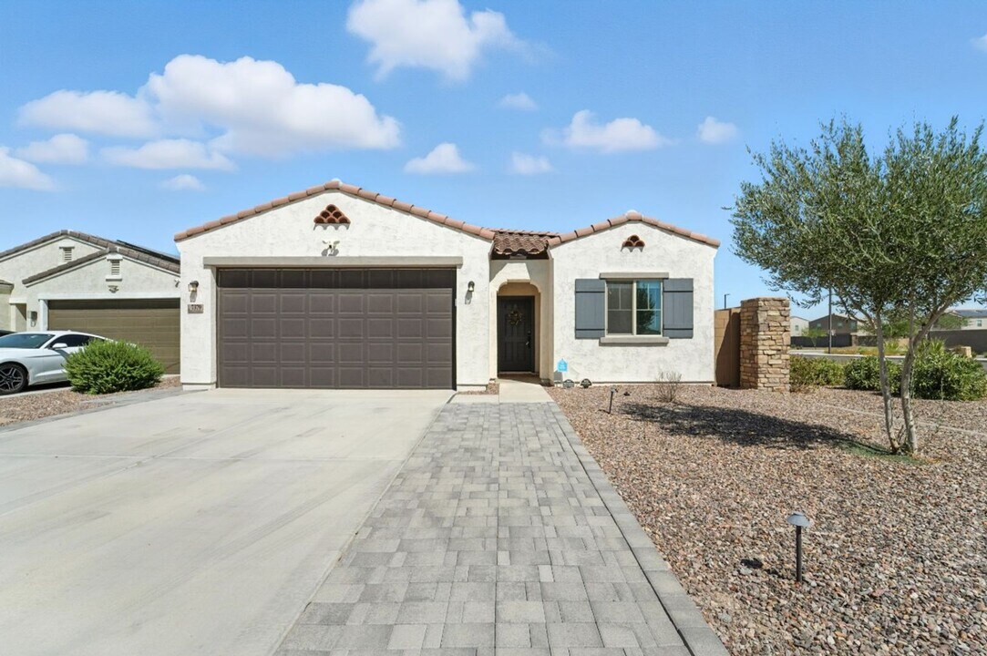 7379 N 127th Dr in Glendale, AZ - Building Photo