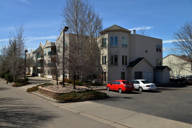 Tanglewood Condominiums in Longmont, CO - Building Photo - Building Photo