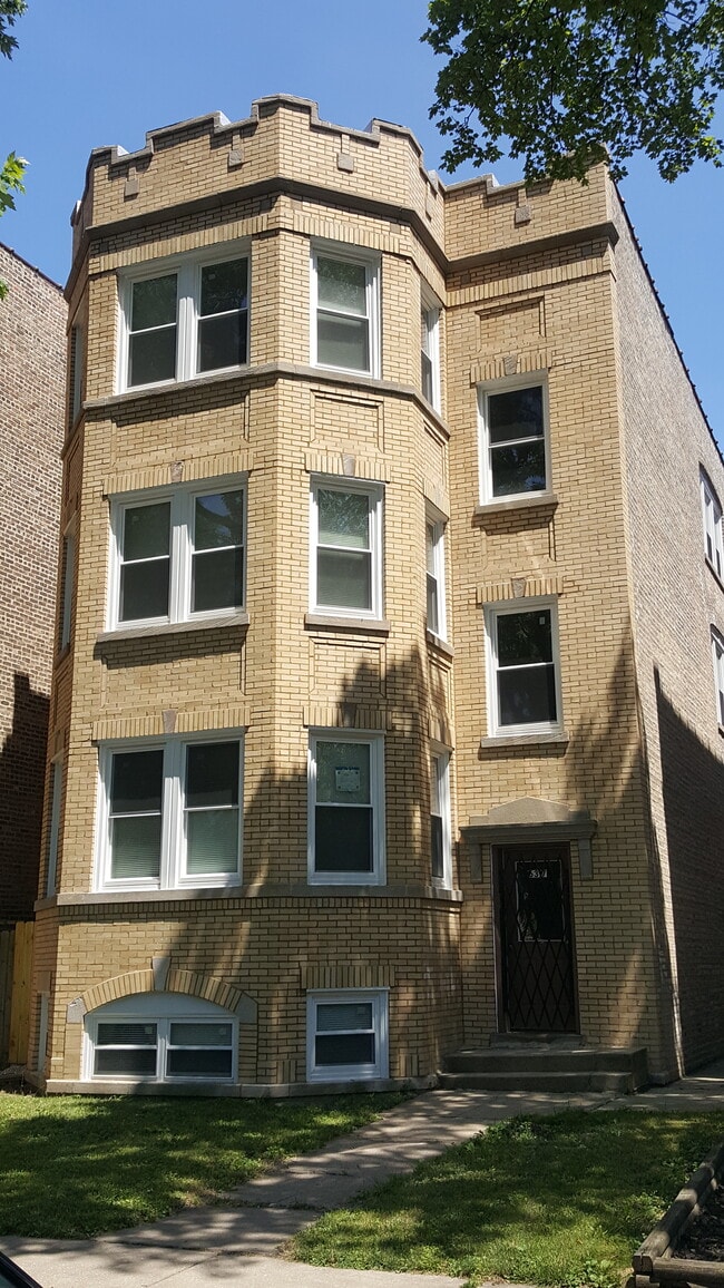 property at 6317 N Washtenaw Ave
