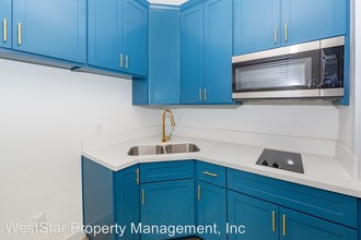 319 Elm Ave in Long Beach, CA - Building Photo - Building Photo