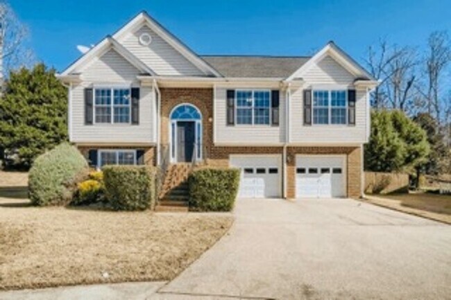 property at 3233 Bentley Chase Ln NE