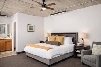 219 S Badger Ave, Unit SI ID1387452P in Appleton, WI - Building Photo - Building Photo