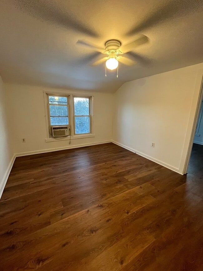 411 Spruce St in Canonsburg, PA - Building Photo - Building Photo