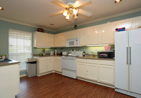 Lakeview in Texas City, TX - Building Photo - Interior Photo