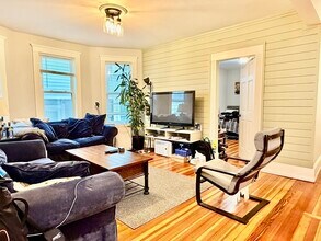 56 Mansfield St in Boston, MA - Building Photo - Building Photo