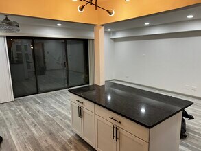 19535 Lake Shore Dr, Unit Lynwood in Lynwood, IL - Building Photo - Building Photo
