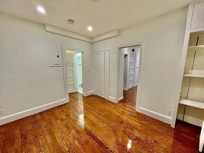 4 Garden Ct St in Boston, MA - Building Photo - Building Photo