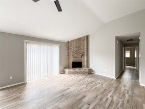 11007 Tobasa Ct in Houston, TX - Building Photo - Building Photo