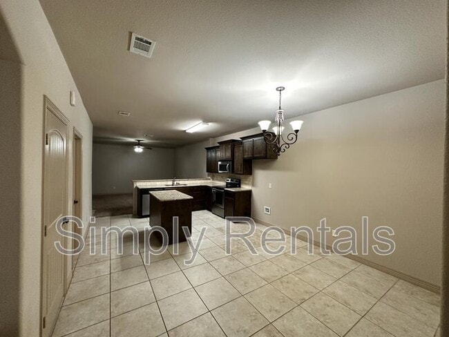 6925 Jack Finney Blvd in Greenville, TX - Building Photo - Building Photo