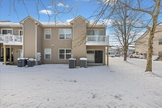 29 Foxglove Dr in Delran, NJ - Foto de edificio - Building Photo