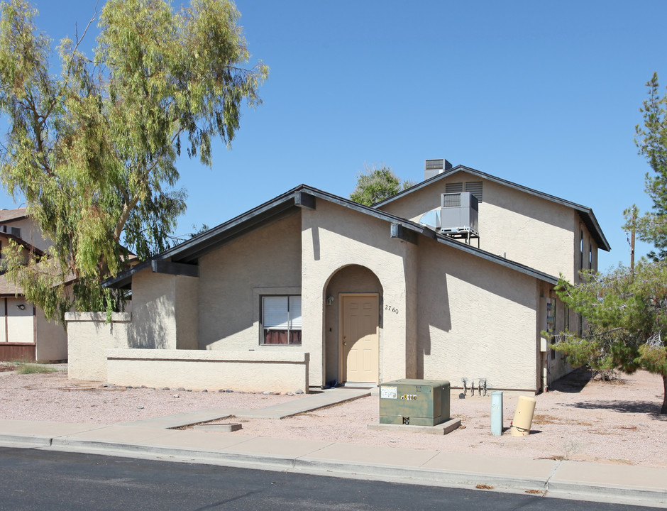 2760 N Salem in Mesa, AZ - Building Photo